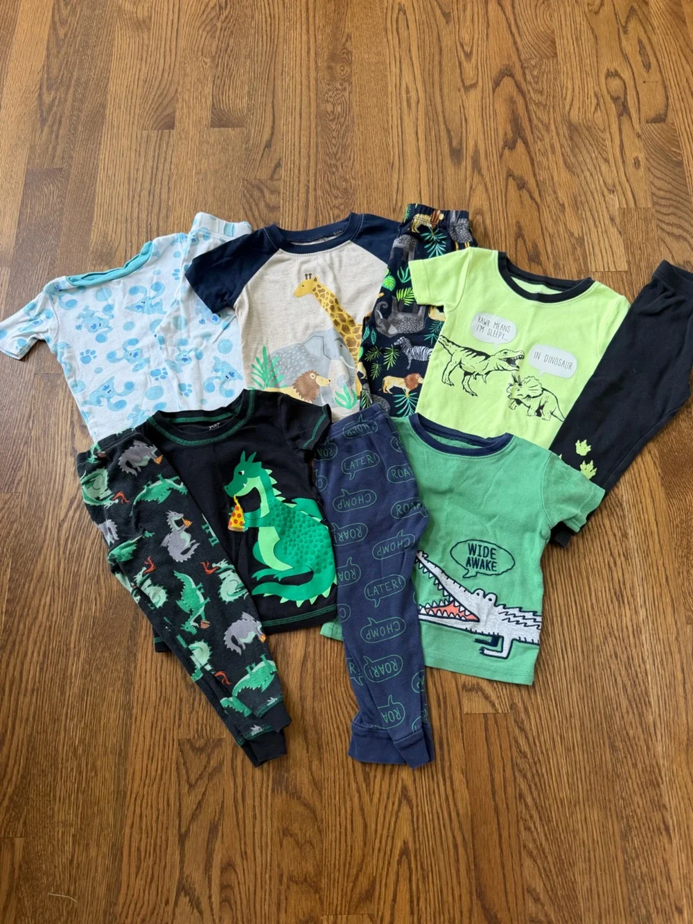 Toddler pajama set bundle, size 2T (5 sets)